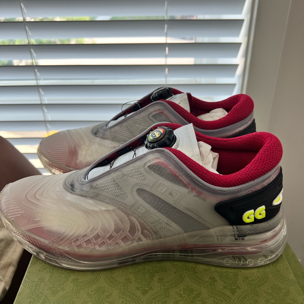 Gucci men sneakers